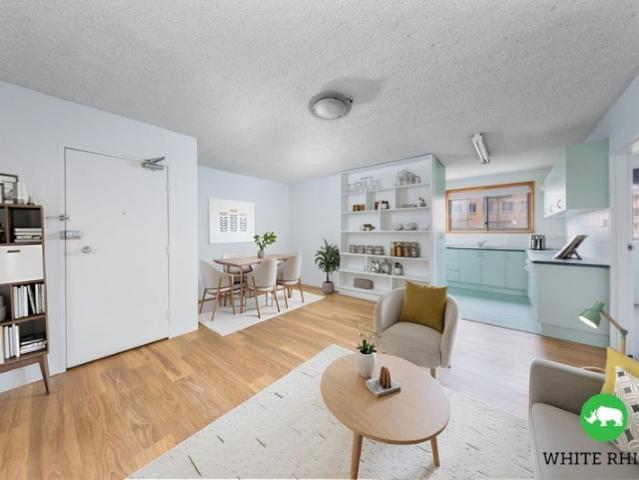 10/14 King Street, Queanbeyan