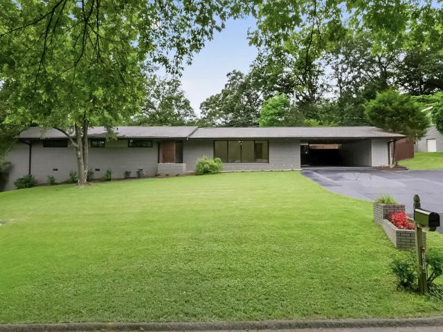 1014 Rivermont Place