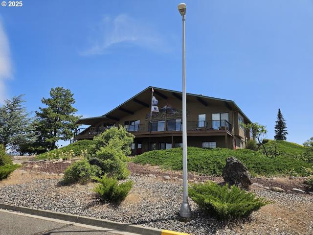1014 roe dr