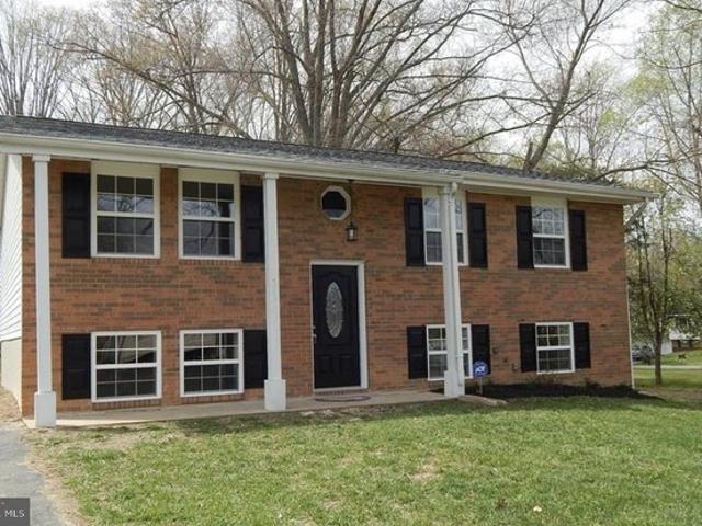 10155 Tucker Ln, White Plains, MD 20695