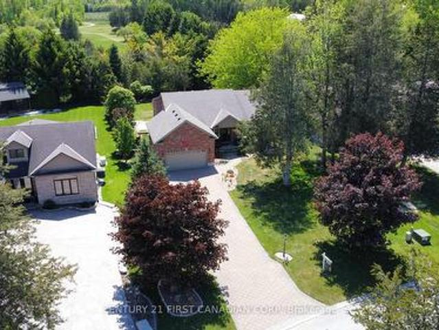 10159 Meadowlily Crescent, Lambton Shores Grand Bend, ON, N0M 1T0 house for sale | Listing ID X13506 | Royal LePage