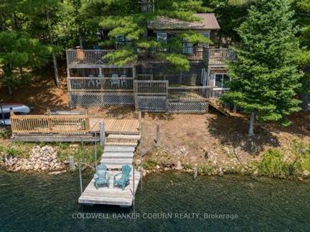 1015 Oak Lane N, Frontenac Centre, ON, K0H 2P0 house for sale | Listing ID X13721 | Royal LePage