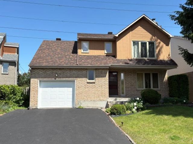 1015 Crois. Savard, Brossard, QC, J4X 1X9 house for sale | Listing ID 9777 | Royal LePage