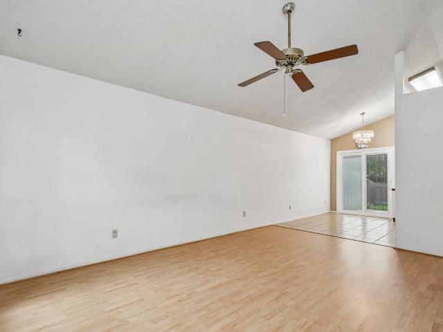 1015 E Yager Ln # 2