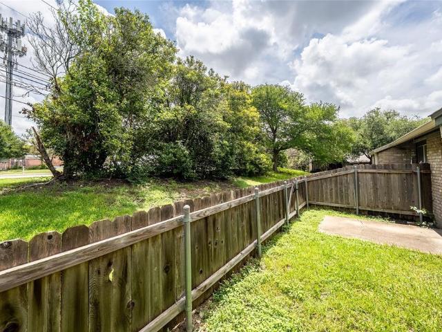 1015 E Yager Ln # 84