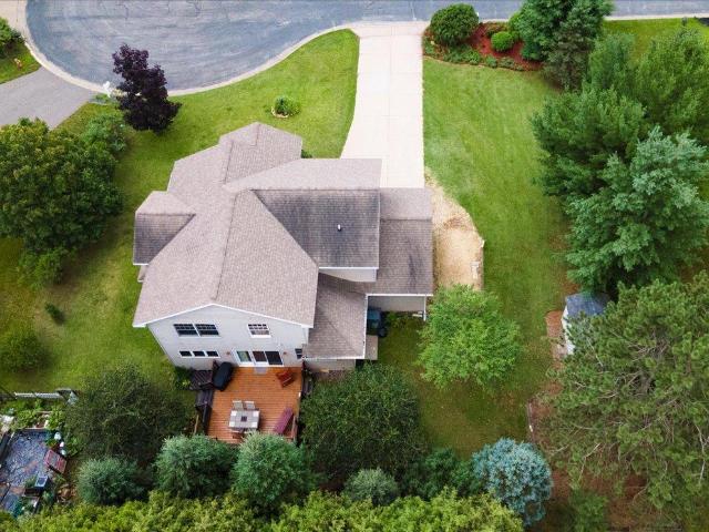 1015 Prairie Circle