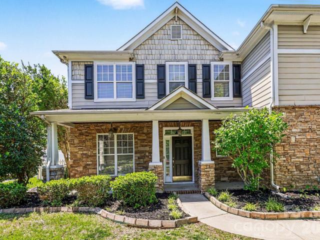 1015 Taylor Glenn Lane