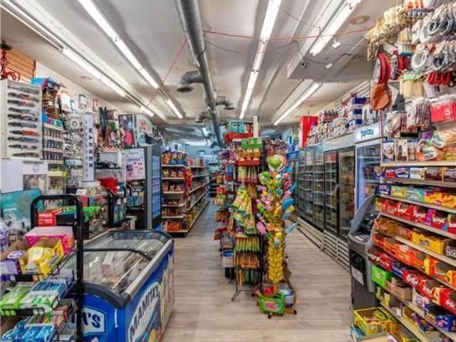 1015 W Hamilton Street, Allentown City, US, PA