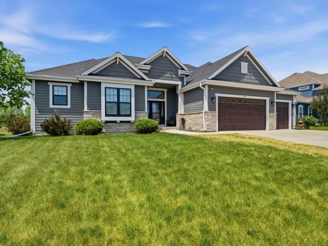 10163 S Woodside Ct