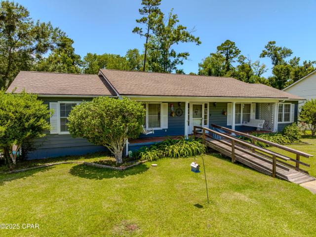 1016 Morgan Ave, Chattahoochee, FL 32324 | MLS #775397