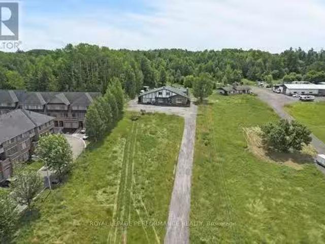 1016 Old Montreal Road, Ottawa, ON, K4A 3N2 vacant land for.