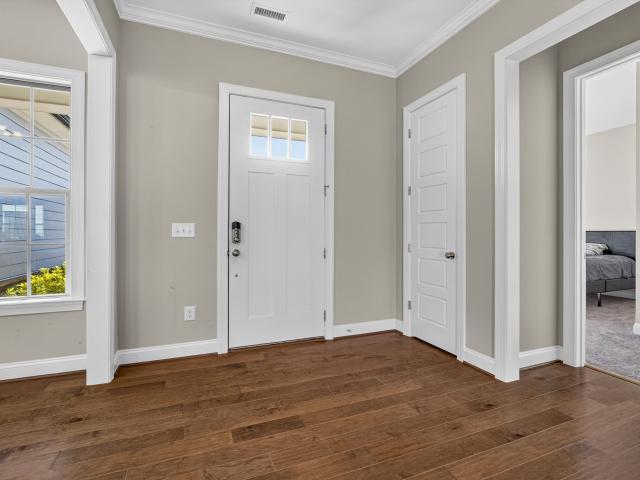 1016 Ashcliff Lane