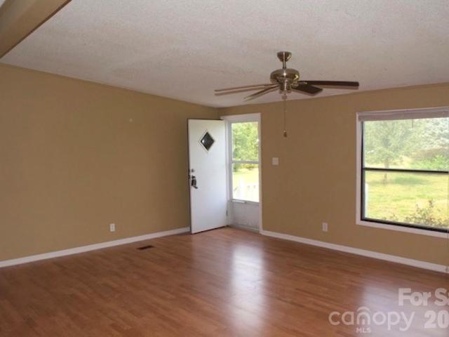 1016 Bethesda Road # 4 # 3, 2