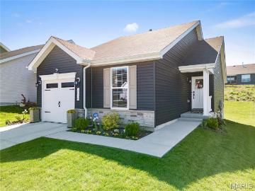 1016 Black Bear Dr, House Springs, MO 63051 | MLS #26023