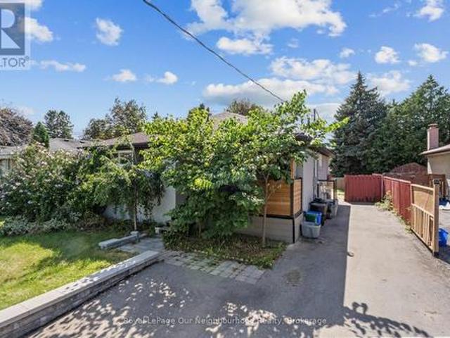 1016 Centre Street N, Whitby Williamsburg, ON, L1N 4V3 house for sale | Listing ID E13693 | Royal LePage