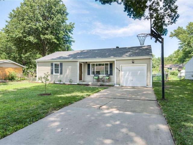 1016 E ELM Street