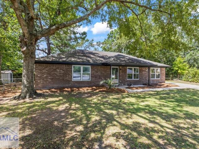 1016 Farr Court