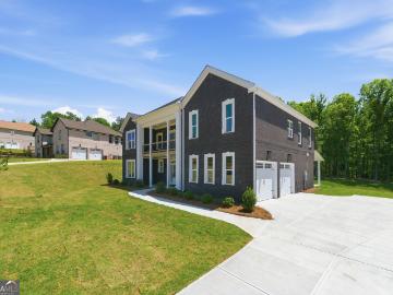 1016 Queens Bridge Way