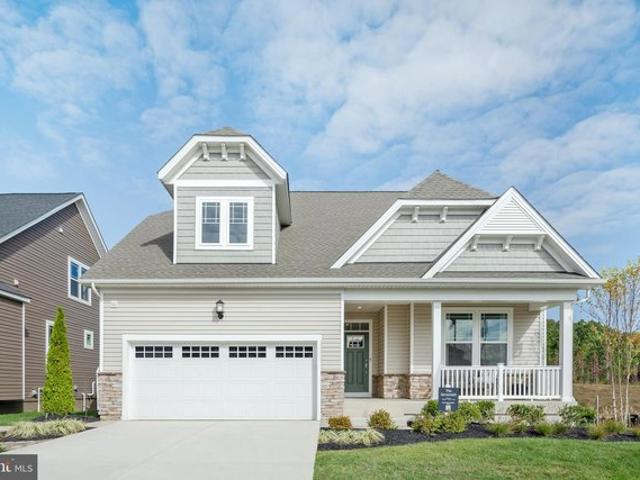 10171 Shenandoah Ln, White Plains, MD 20695