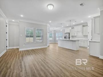 10174 Grady Lane