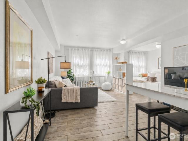1017 Minor Avenue # 206