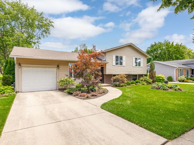 1017 N Timberlea Drive