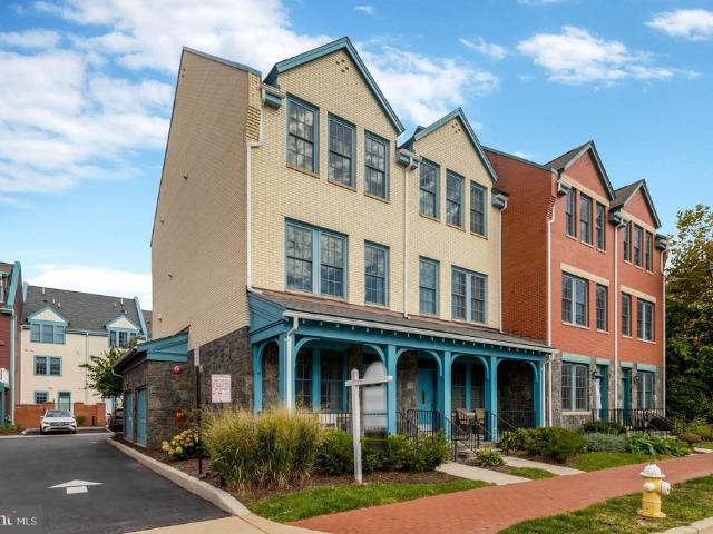 1017 Bernard Street