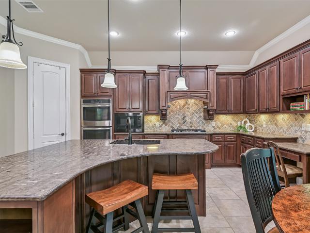 1017 Bolivar Point Lane