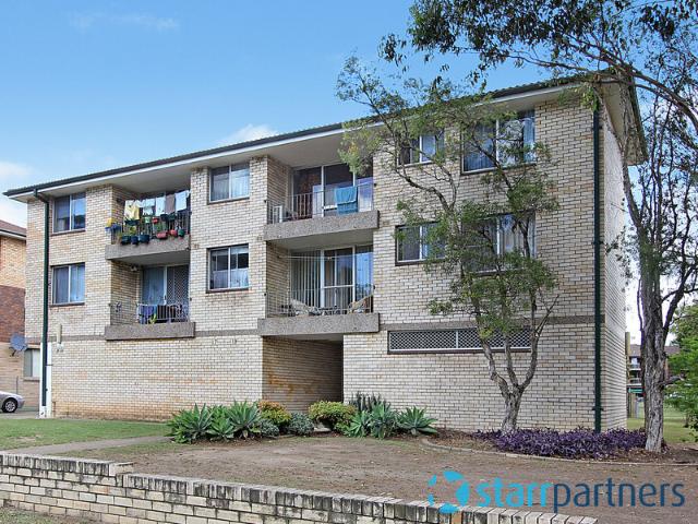 10/17 Cambridge Street, Merrylands
