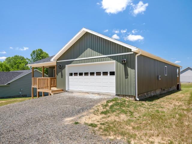 1017 Cranberry Road