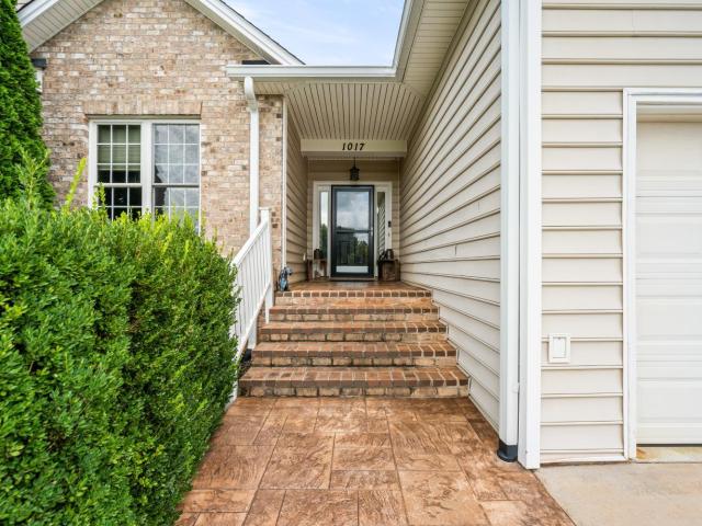 1017 Hooper Woods Drive