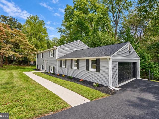 1017 Roxleigh Road