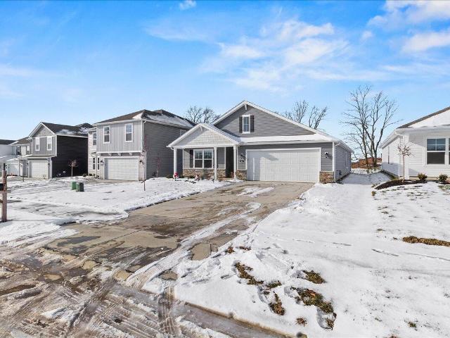 1017 Sherwood Loop