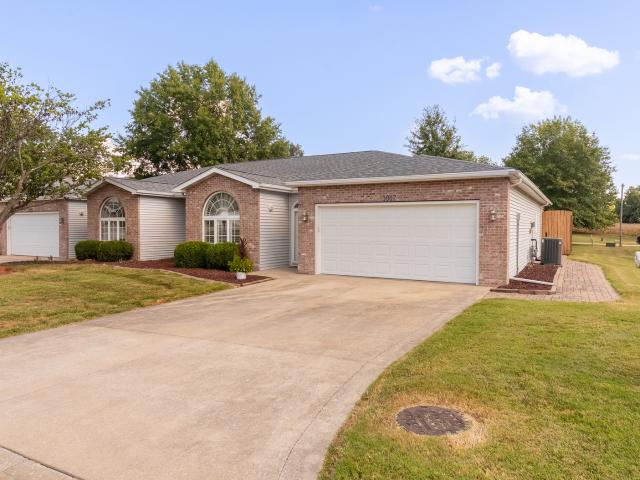 1017 Villa Court