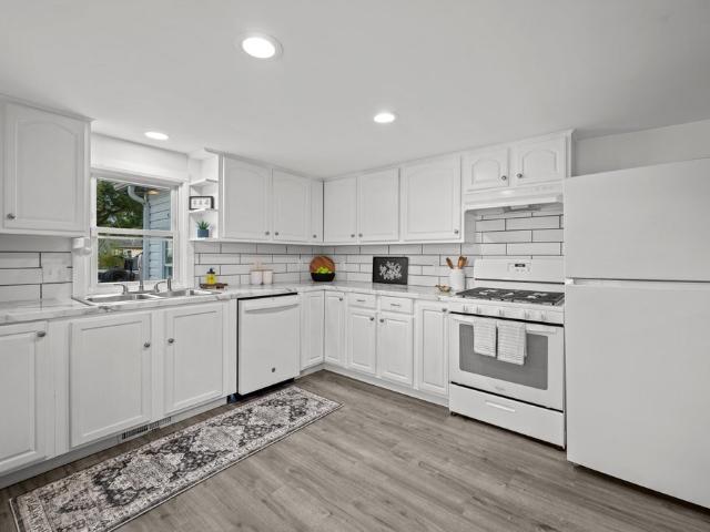 1017 7TH Street