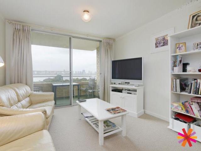10/181 Mill Point RoadSouth Perth WA 6151