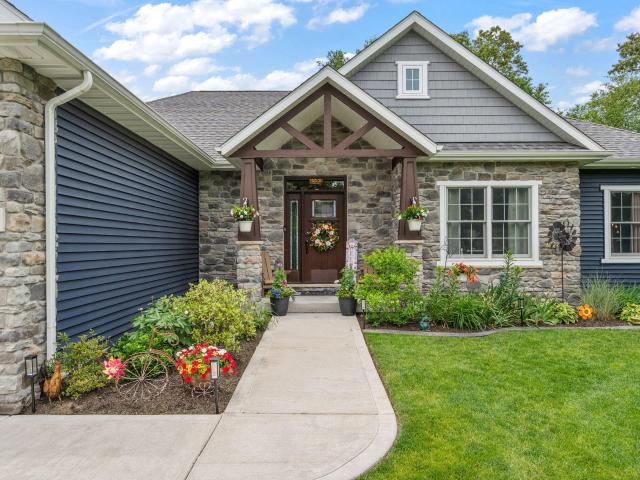 10186 Rustic Drive