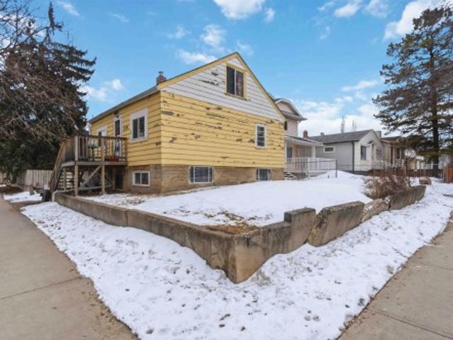 10186 Street Nw, Edmonton, AB, T5N 2S2 house for sale | Listing ID E4479 | Royal LePage