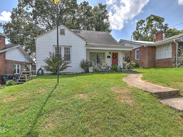 1018 Carolina Avenue