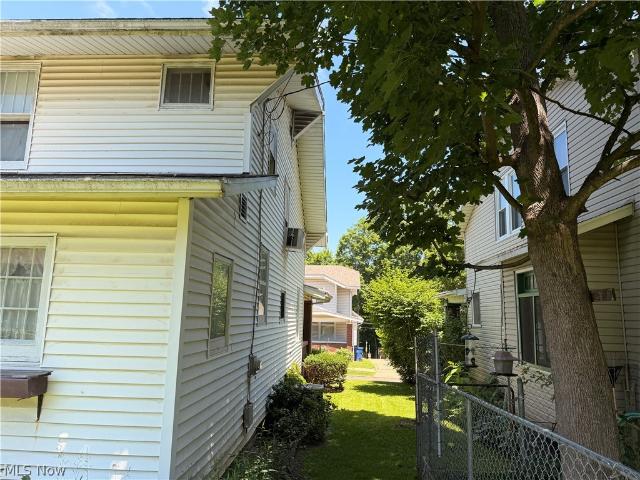 1018 Foster Avenue