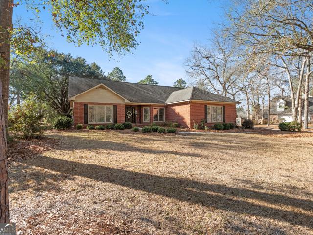 1018 Hunters Pointe Dr, Statesboro, GA 30461 | MLS #10683