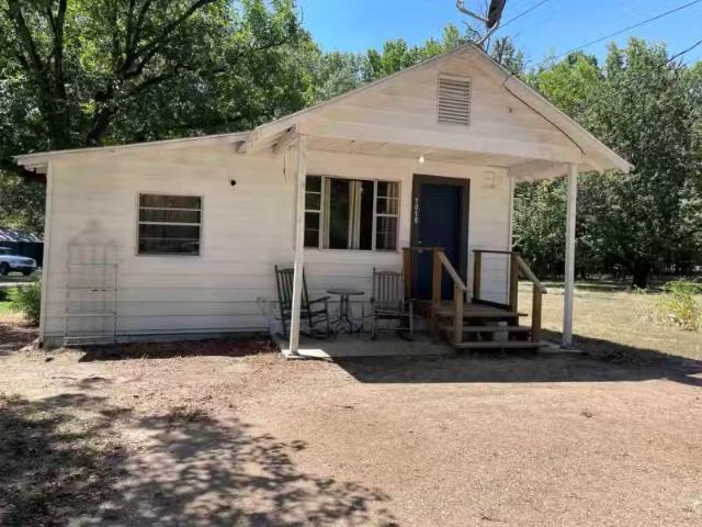 1018 S MARTIN ST, WARREN, AR 71671