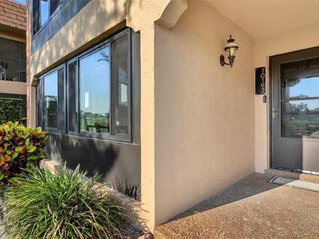 10192 Seminole Island Dr, Unit 10192, Largo, FL 33773 | MLS #TB8477