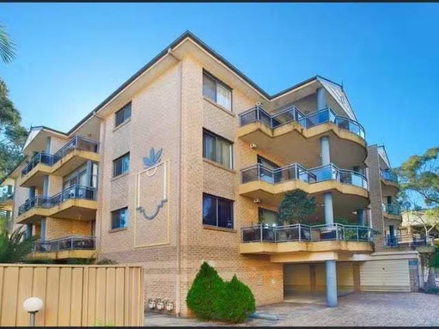 10/195 Hawkesbury Road, Westmead Apartment for rent Listed by.