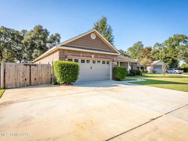 1019 Cardinal Cove