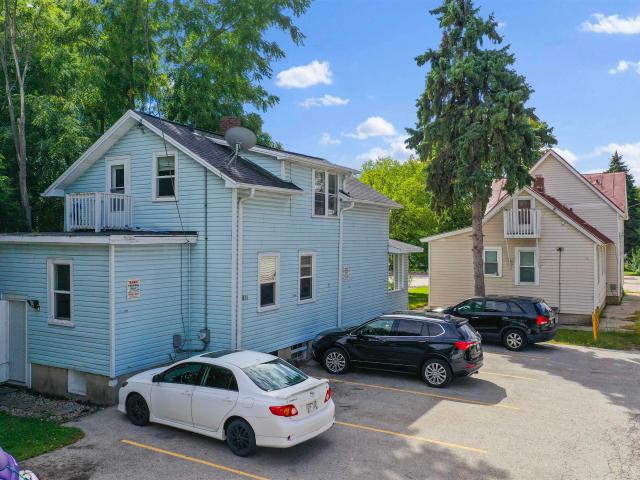 1019 e walnut street