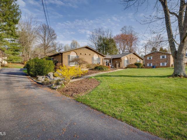 1019 Somerset Drive