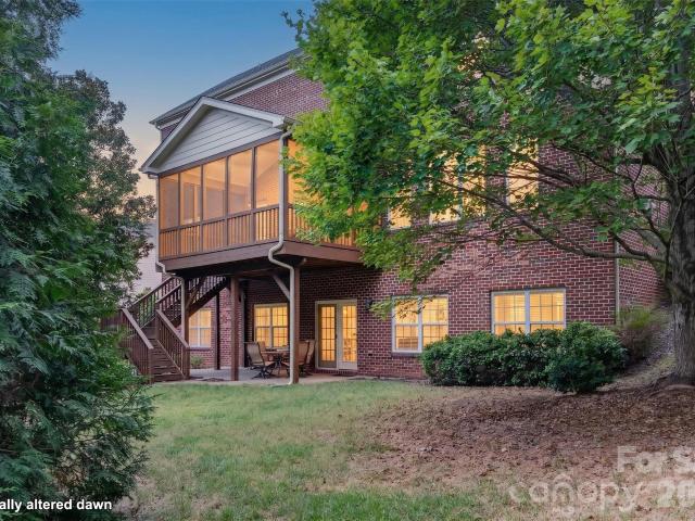 10103 Legolas Lane