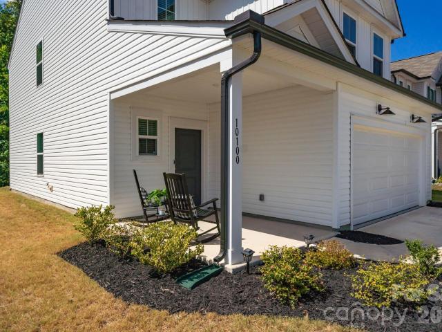 10100 Travis Floyd Lane