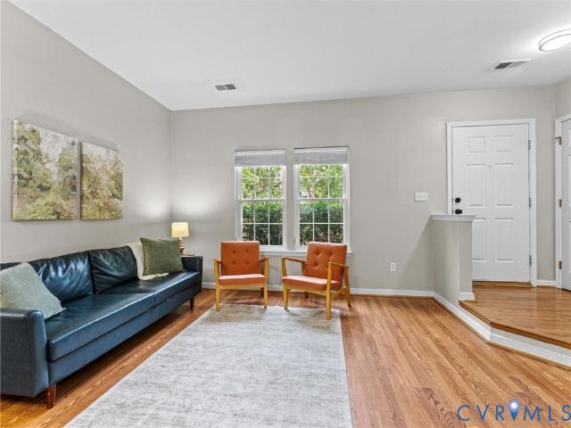 10100 Robin Lee Lane